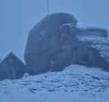 Aviz amatorilor de drumeții montane în Bucegi: echipamentul de iarnă este obligatoriu!