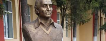 Radu Tudoran, autorul celebrului roman ”Toate pânzele sus!”, va fi comemorat la finalul acestei săptămâni în comuna sa natală, Blejoi