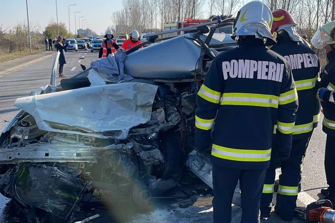 Imagini cumplite de la accidentul în care au murit doi șoferi, la ieșirea din Ploiești spre Păulești