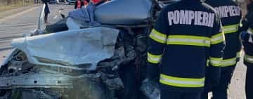 Imagini cumplite de la accidentul în care au murit doi șoferi, la ieșirea din Ploiești spre Păulești