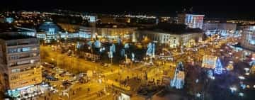 Mâine seară, în Ajun de Sf. Nicolae, la Ploiești se aprind luminițele de Sărbători