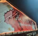 Moș Crăciun se plimbă cu TIR-ul, vineri, prin Ploiești. Aflați pe ce străzi va trece!