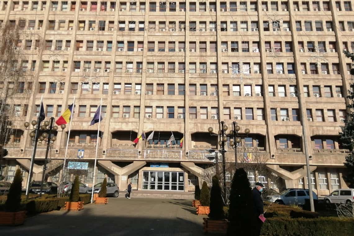 Consiliul Județean a deschis robinetul banilor pentru consultanță, chiar de la început de an!