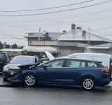 Patru autoturisme implicate într-un accident, pe strada Rudului, lângă sediul ISU Prahova