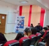 Acțiuni ale polițiștilor prahoveni pentru reducerea violenței în școli, în unități de învățământ din Ploiești, Ceptura și Măgurele