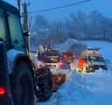 Intervenție de urgență în condiții extreme la Telega: un bătrân cu probleme medicale, transportat cu ATV-ul până la ambulanță