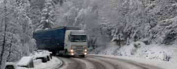 TIR-uri blocate pe DN1, la Sinaia și Azuga