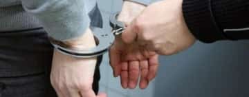 Hoață din Mizil, reținută de polițiștii din Ploiești, după ce femeia a furat produse dintr-un supermarket
