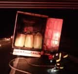 Pompierii prahoveni au prevenit un dezastru, pe autostrada A3! Imagini cu autotrenul plin cu îngrășăminte în care a izbucnit incendiul