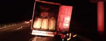Pompierii prahoveni au prevenit un dezastru, pe autostrada A3! Imagini cu autotrenul plin cu îngrășăminte în care a izbucnit incendiul