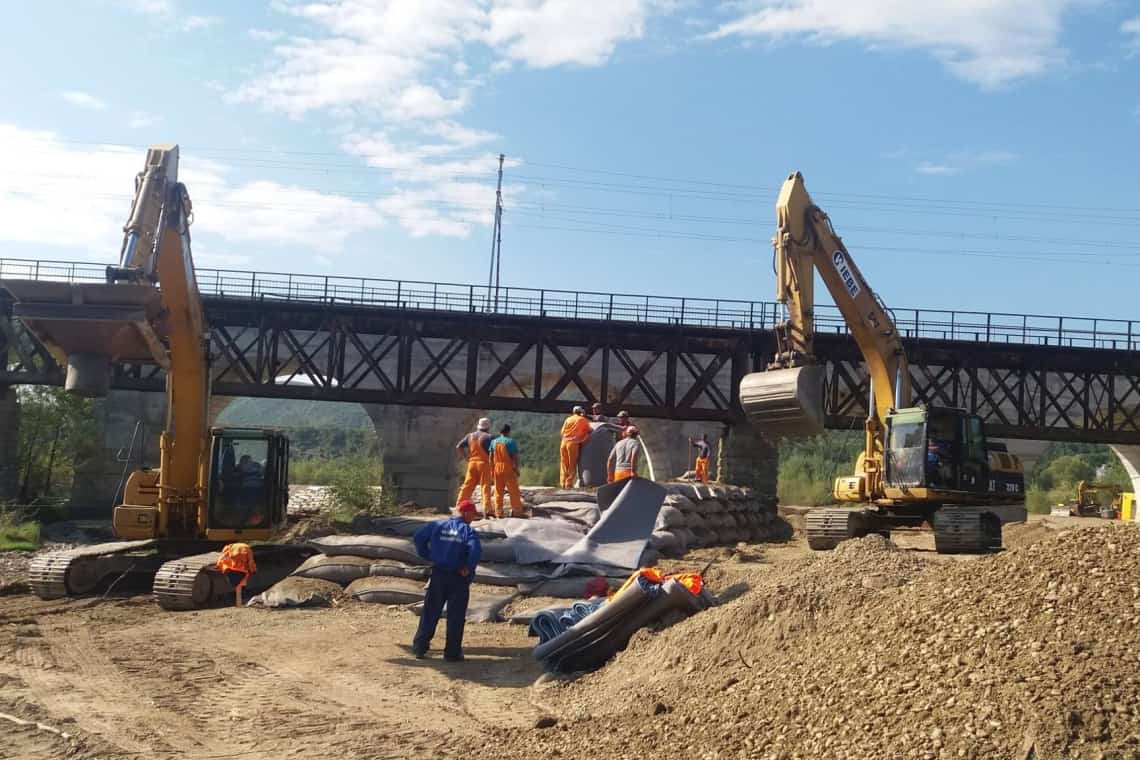 CFR SA: 19,4 milioane de lei pentru reparații la infrastructura podului feroviar de la Bobolia