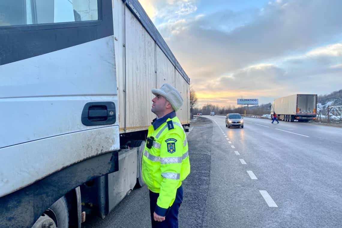 Control în trafic, pe DN1. Autovehiculele, verificate la anvelope!