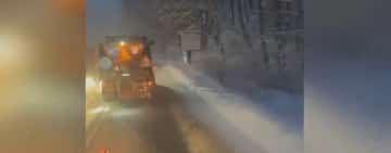 Zona montană a Prahovei, sub cod portocaliu de ninsoare! Cum se circulă pe DN1, între Sinaia și Bușteni