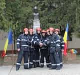 Șapte elevi ai Școlii de Pompieri de la Boldești, campioni la karate și kickboxing!