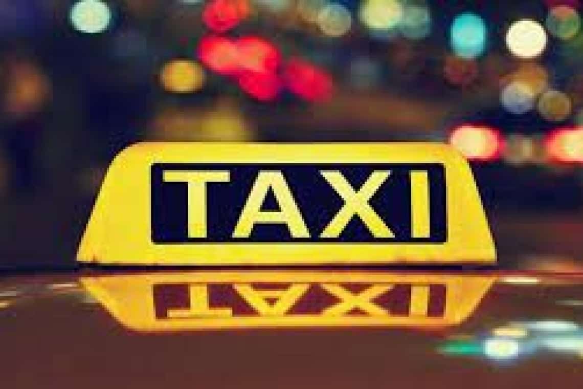 Femeie depistată băută la volanul unui taxi, în Ploiești. Conducea haotic pe strada Gheorghe Doja!