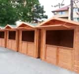 Consiliul Județean Prahova ia 1,15 milioane de lei de la drumuri și îi dă pe zeci de căsuțe din lemn!