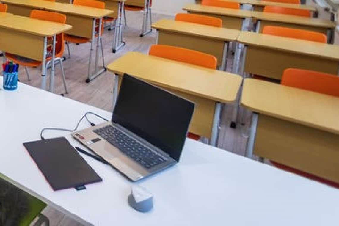 Comuna Filipeștii de Pădure participă la proiectul ”Școli Motivante Adaptate Ritmului Tehnologic – PH-SMART”