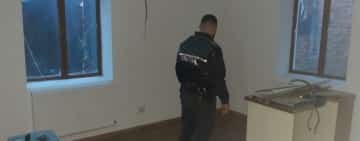 Percheziții în Prahova și alte județe la suspecți de înșelăciune cu mobilă la comandă. Peste 130 de persoane vătămate, până în prezent!