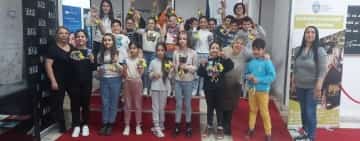 Sute de elevi din Ploiești participă la “Atelierele de Paști”, la Teatrul ”Toma Caragiu”