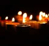 Poienarii Burchii/ Părinții unui copilaș mort după ce a fost opărit cu apă fierbinte, acuzați de omor
