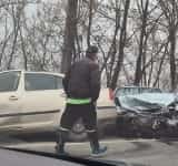 Accident grav pe DN72. Pompierii au intervenit pentru descarcerarea unei persoane rănite