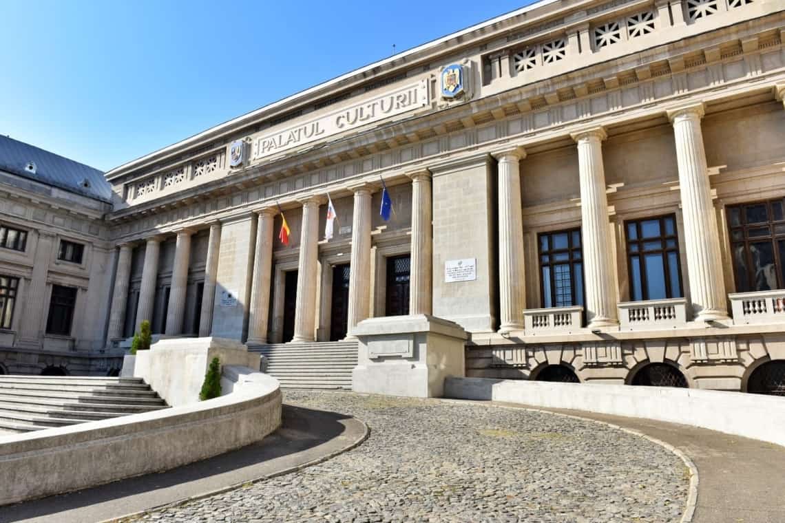 Firma fratelui unui deputat PNL a câștigat contractul de 1,4 milioane de lei (fără TVA) pentru documentația de restaurare a Palatului Culturii din Ploiești