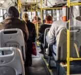 Hoață din Ploiești, reținută după ce a lăsat fără portofel o femeie, într-un autobuz
