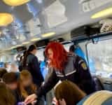 Campanie de informare/ Polițiștii prahoveni au mers cu trenul, alături de călători, pe ruta Ploiești-Sinaia