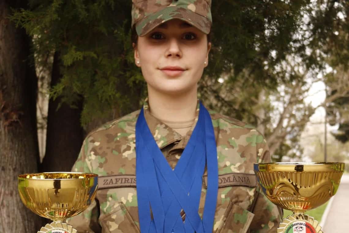 Ploieșteanca Medeea Zafiris, elevă la Colegiul Național Militar ”Dimitrie Cantemir” Breaza - campioană europeană la karate!