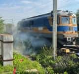 Incendiu la o locomotivă a unui tren de marfă, între stațiile Brazi și Crivina