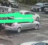 Ploieștean amendat de Poliția Locală, după ce a fost filmat abandonând saci cu deșeuri în cartierul Mihai Bravu