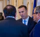 Iulian Dumitrescu anunță studenți la Medicină în Ploiești, dar nu suflă o vorbă despre proiectul noului spital județean!