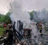 Un atelier pentru prelucrarea lemnului a fost mistuit de flăcări, în comuna Telega
