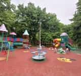 Nou loc de joacă în parcul Mihai Eminescu din Ploiești