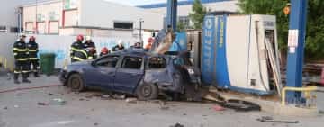 Un autoturism a explodat, într-o stație de alimentare cu gaz din Pantelimon. Un tânăr a murit