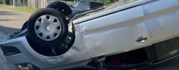 Un bărbat beat la volan s-a răsturnat cu autoturismul pe DN1, în zona Sinaia