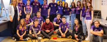 Primarul Volosevici a premiat echipa de robotică de la Colegiul Național Mihai Viteazul Ploiești