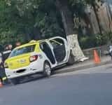 Un taxi și un autoturism, implicate într-un accident, lângă Spitalul Județean