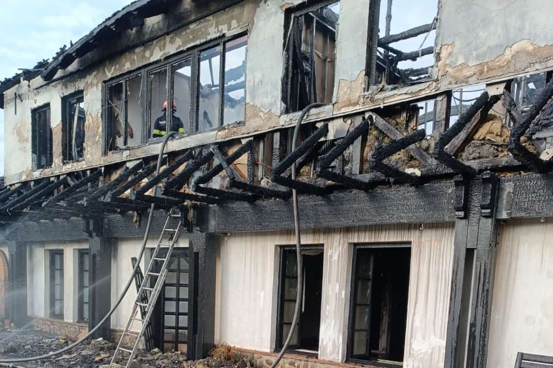 Pompierii au stabilit cauza incendiului de la Mănăstirea Turnu