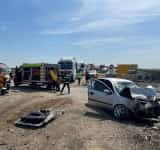 Coliziune între o autobasculantă și un autoturism, în satul Parepa, comuna Colceag. O persoană a rămas încarcerată în mașină
