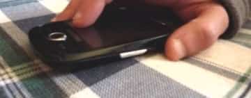Bătrân de 70 de ani, depistat de polițiștii ploieșteni la câteva ore după ce furase un telefon!