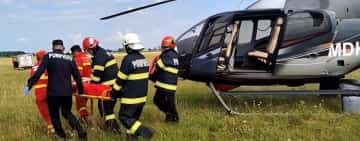 Exercițiu de salvare din accident aviatic, derulat de pompierii prahoveni pe Aerodromul Strejnic