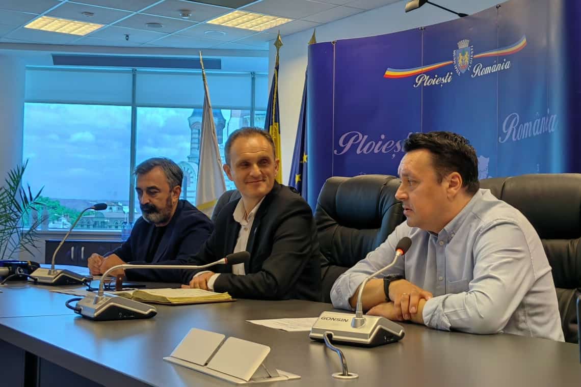 Primarul Andrei Volosevici dă asigurări că din luna iulie ploieștenii vor plăti apa caldă la preț subvenționat