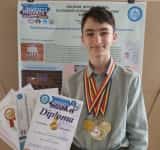Albert, un adolescent din Ploiești, a uimit specialiștii de la Salonul Internațional de Invenții și Inovații “Traian Vuia”