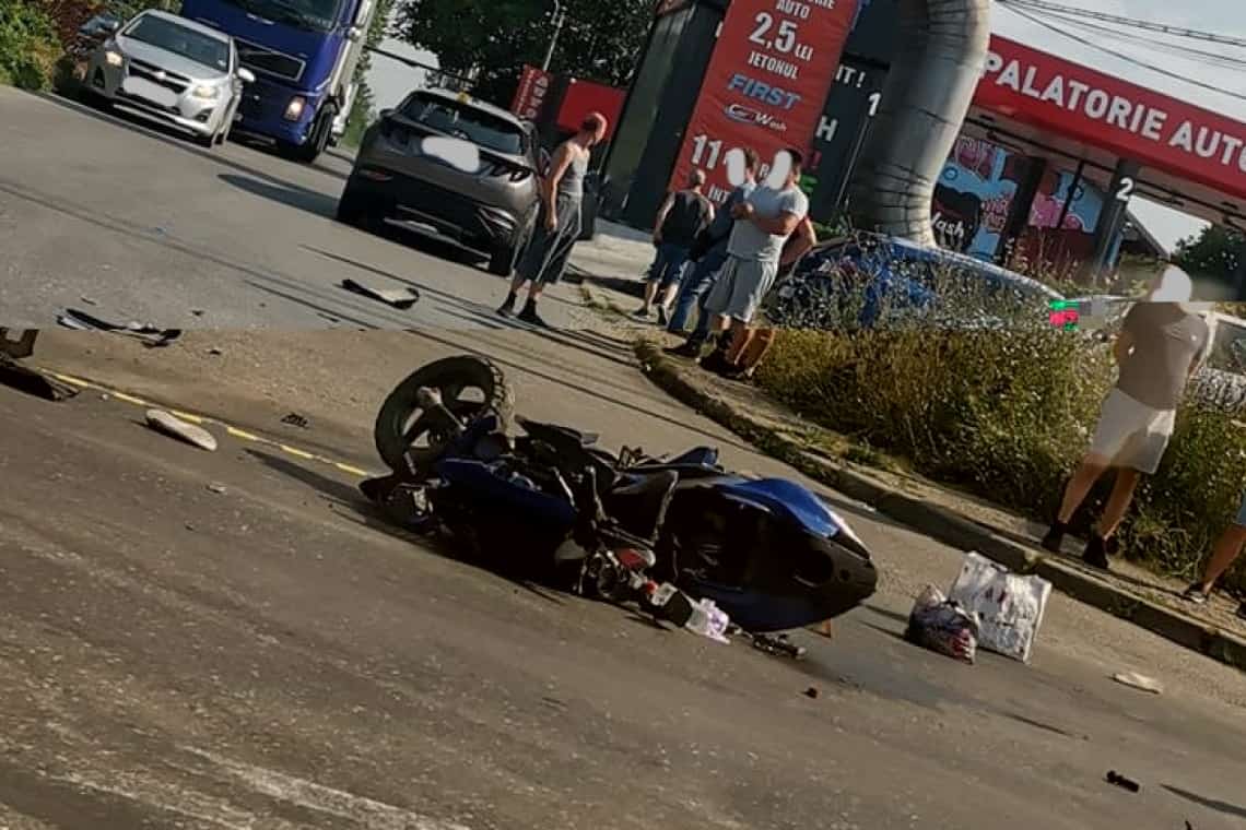 O femeie și un bărbat care se aflau pe un scuter, răniți într-un accident produs în zona Podul Înalt din Ploiești