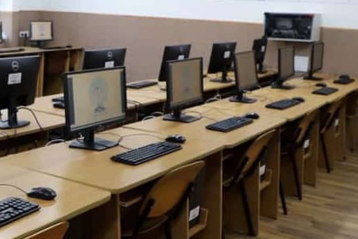 Unitățile de învățământ din Filipeștii de Pădure vor fi dotate cu echipamente didactice și mobilier de ultimă generație, printr-un proiect PNRR