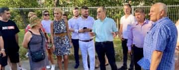 Social-democrații, față în față cu ploieștenii! Ce le-au semnalat cetățenii din zona Malu Roșu