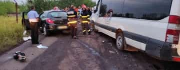 Accident grav între un autoturism și un microbuz, în comuna Valea Călugărească. A fost activat planul roșu de intervenție!