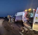 Trei răniți au ajuns la spital, după un accident rutier produs în comuna Bănești, marți dimineață