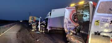 Trei răniți au ajuns la spital, după un accident rutier produs în comuna Bănești, marți dimineață